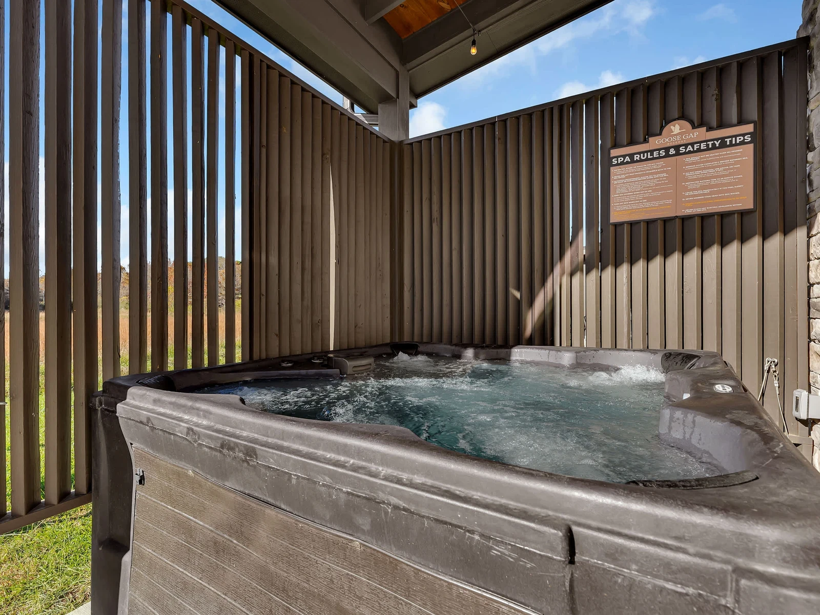 Sevierville cabin rental with hot tub
